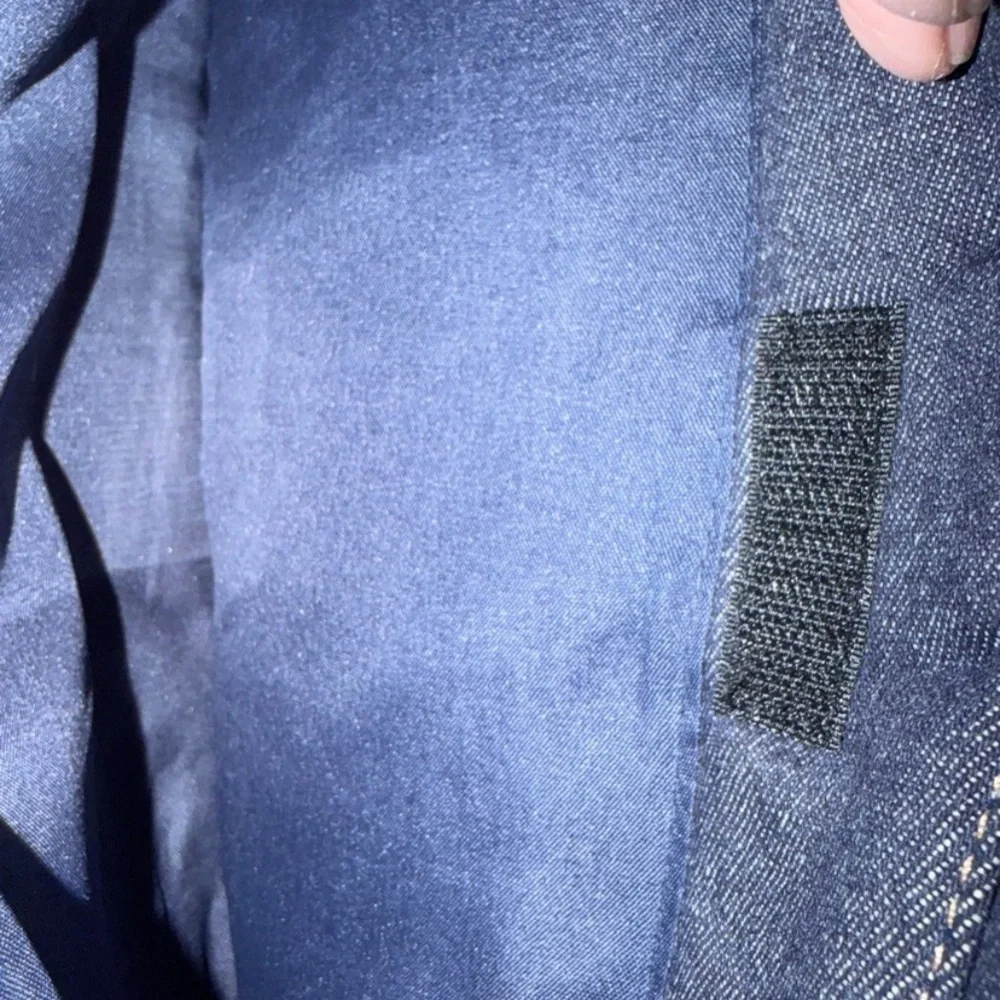 N/A stylish navy